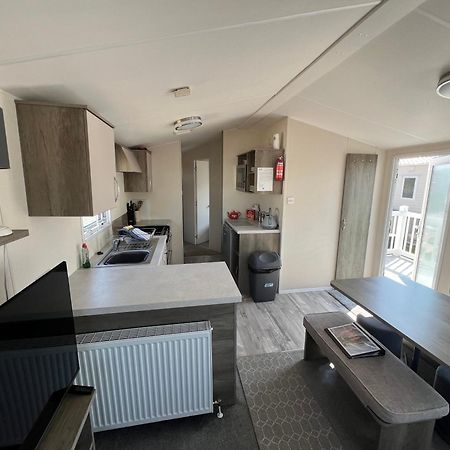 3 Bedroom Modern Caravan Sleeps Up To 8 ミロム エクステリア 写真