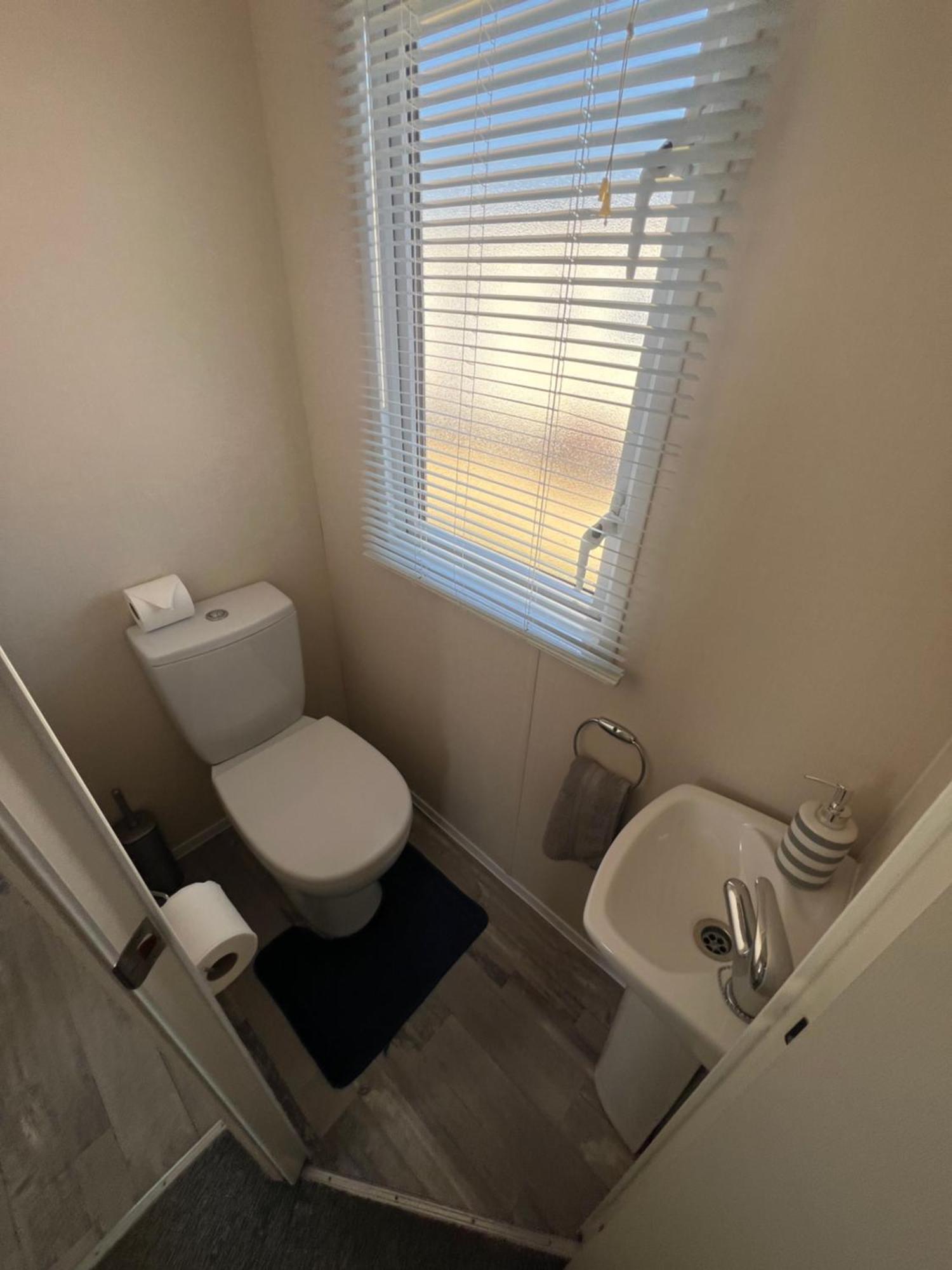 3 Bedroom Modern Caravan Sleeps Up To 8 ミロム エクステリア 写真